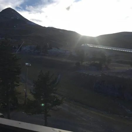 Apartmán 4 Pers. Au Pied Des Pistes Avec Balcon, Ascenseur, Parking Gratuit, Casier A Skis Et Equipement Complet - Fr-1-602-3 Arette